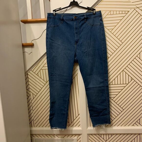 Fashion Nova Denim - Fashion Nova Skinny Jeans